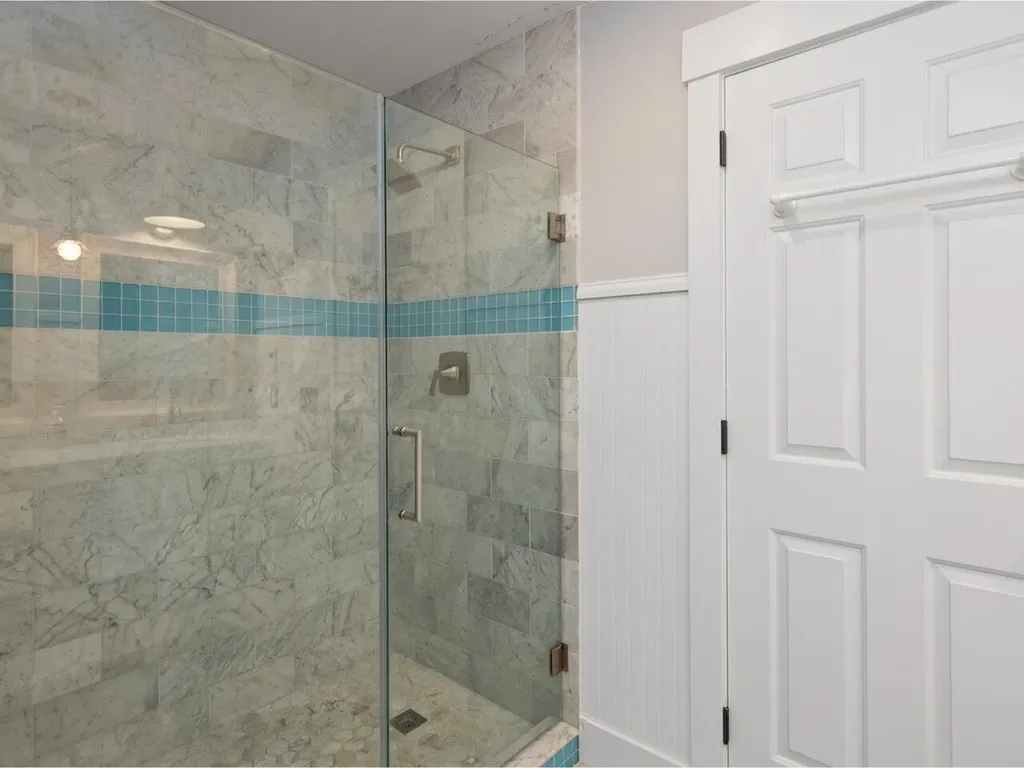 31 Iris Lane South Burlington VT 05403