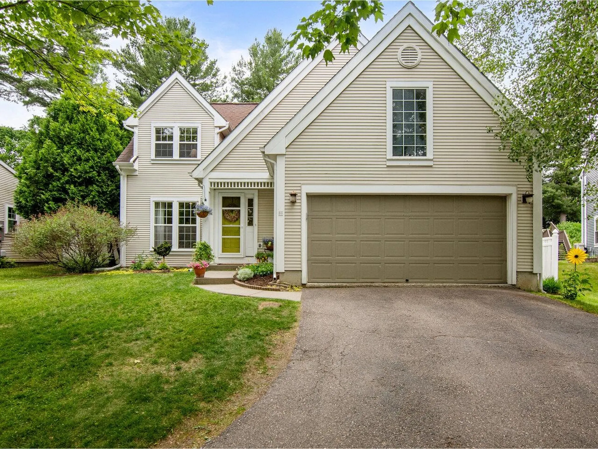31 Iris Lane South Burlington VT 05403