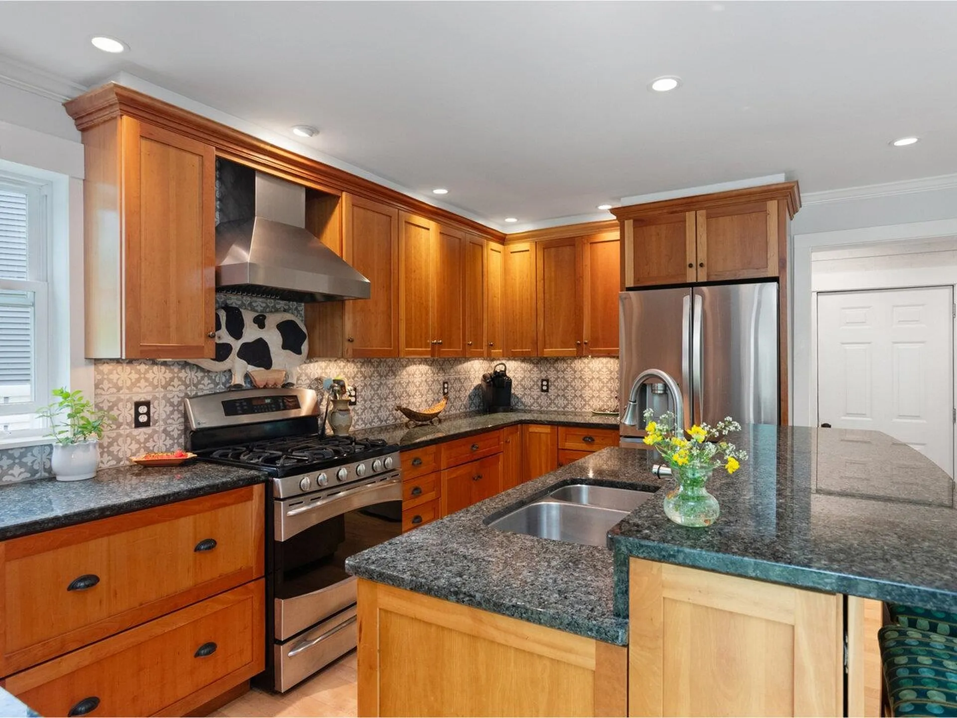 31 Iris Lane South Burlington VT 05403