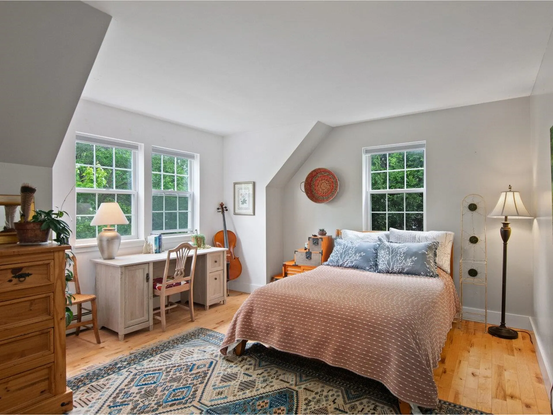 31 Iris Lane South Burlington VT 05403