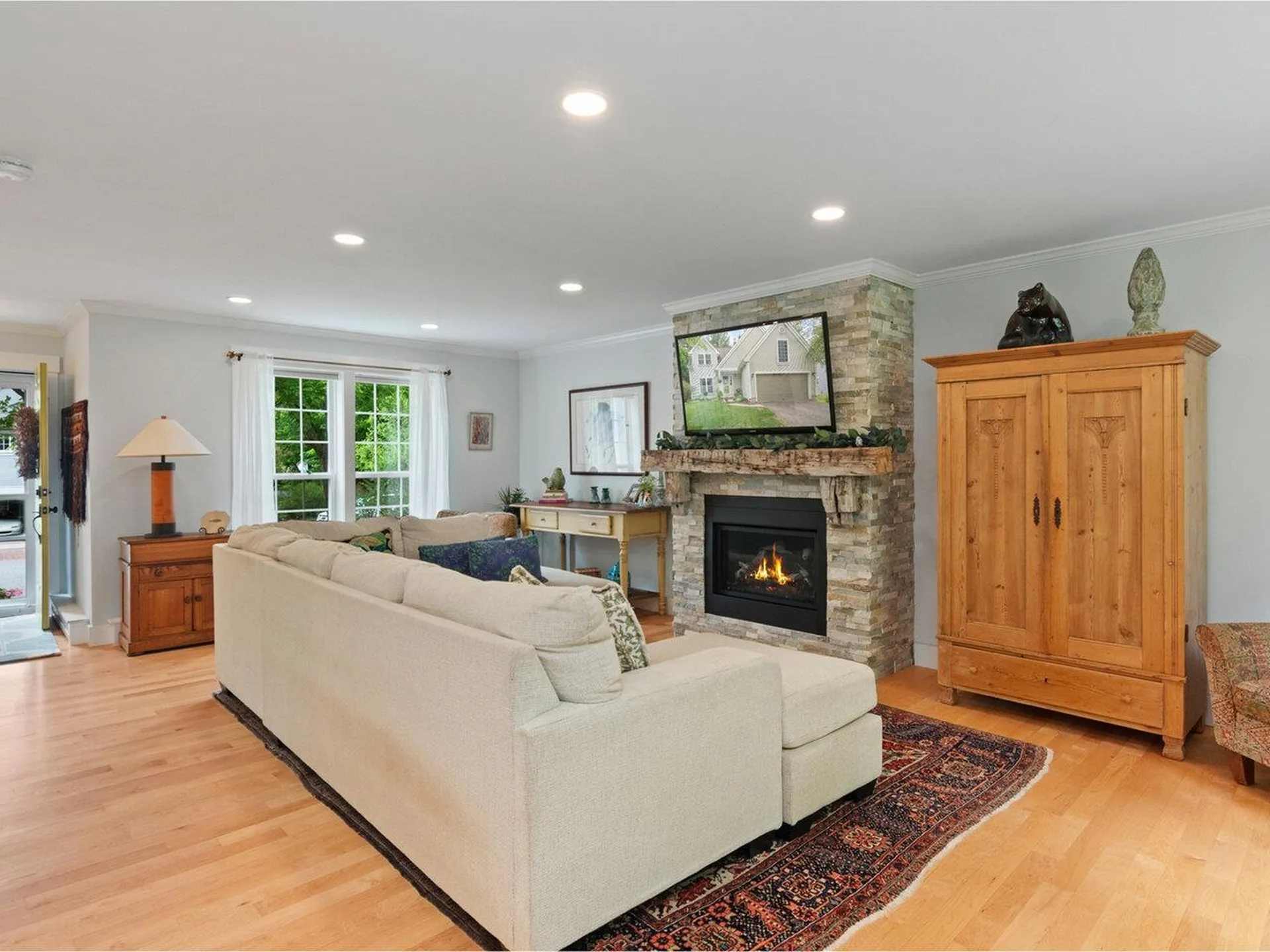31 Iris Lane South Burlington VT 05403