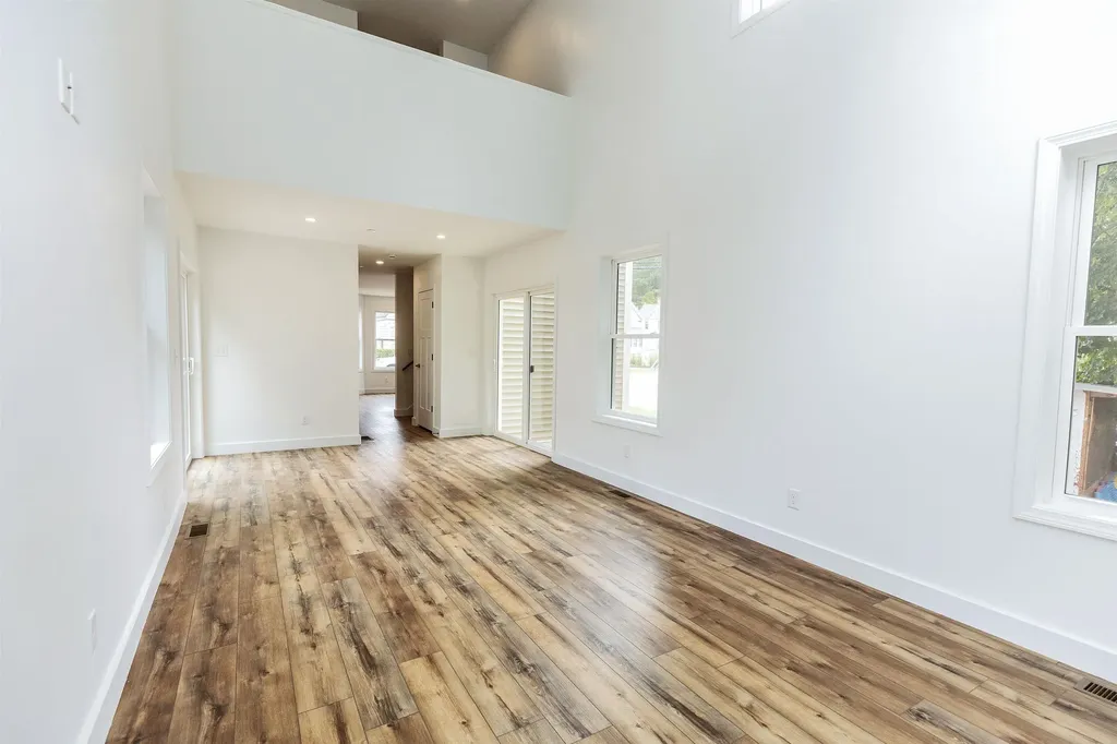 27 Island Street Wilton NH 03086