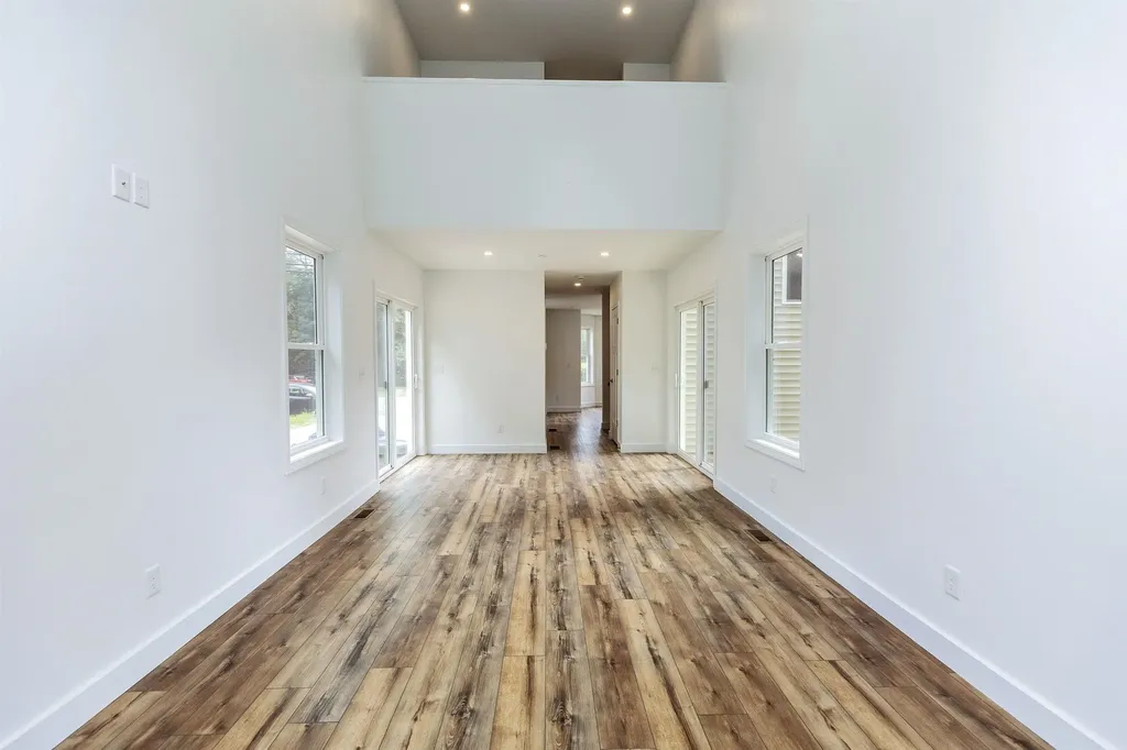 27 Island Street Wilton NH 03086