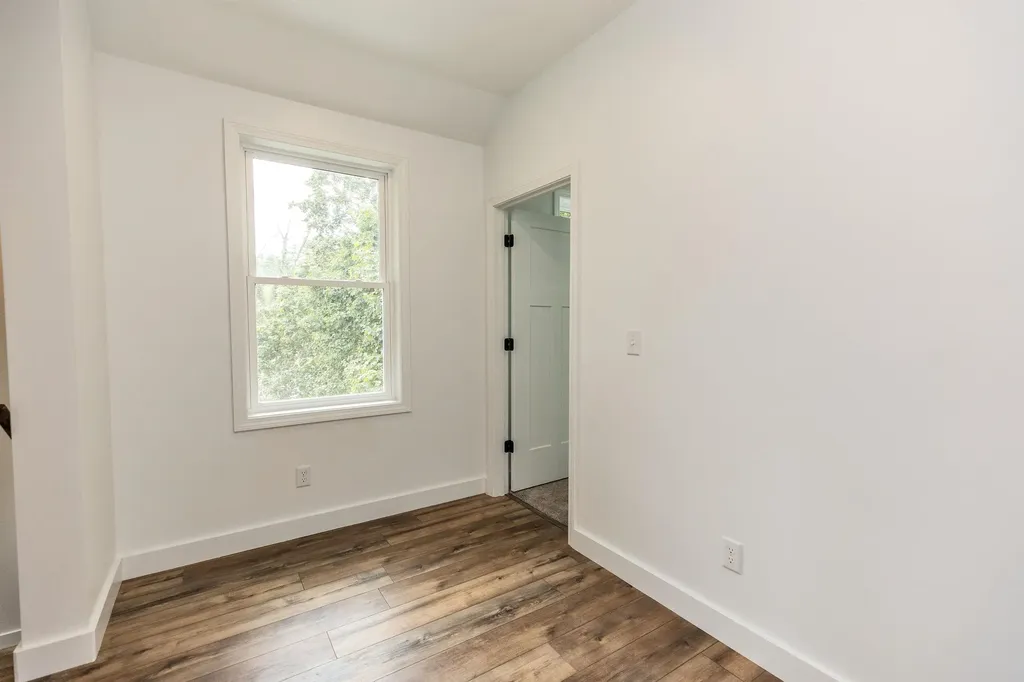 27 Island Street Wilton NH 03086