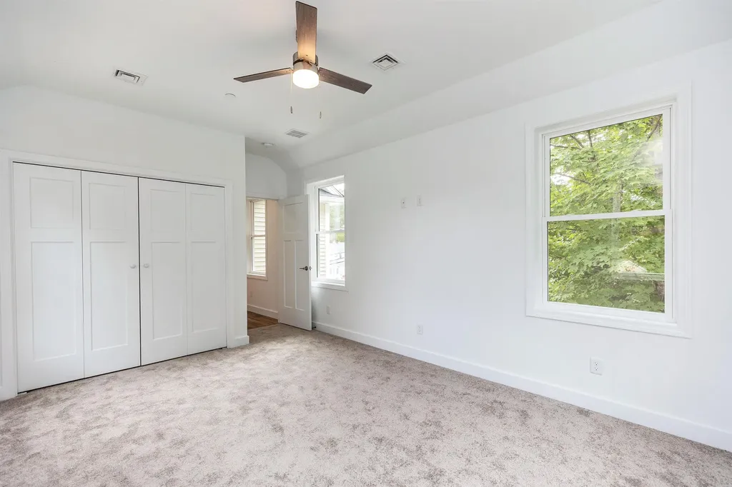 27 Island Street Wilton NH 03086