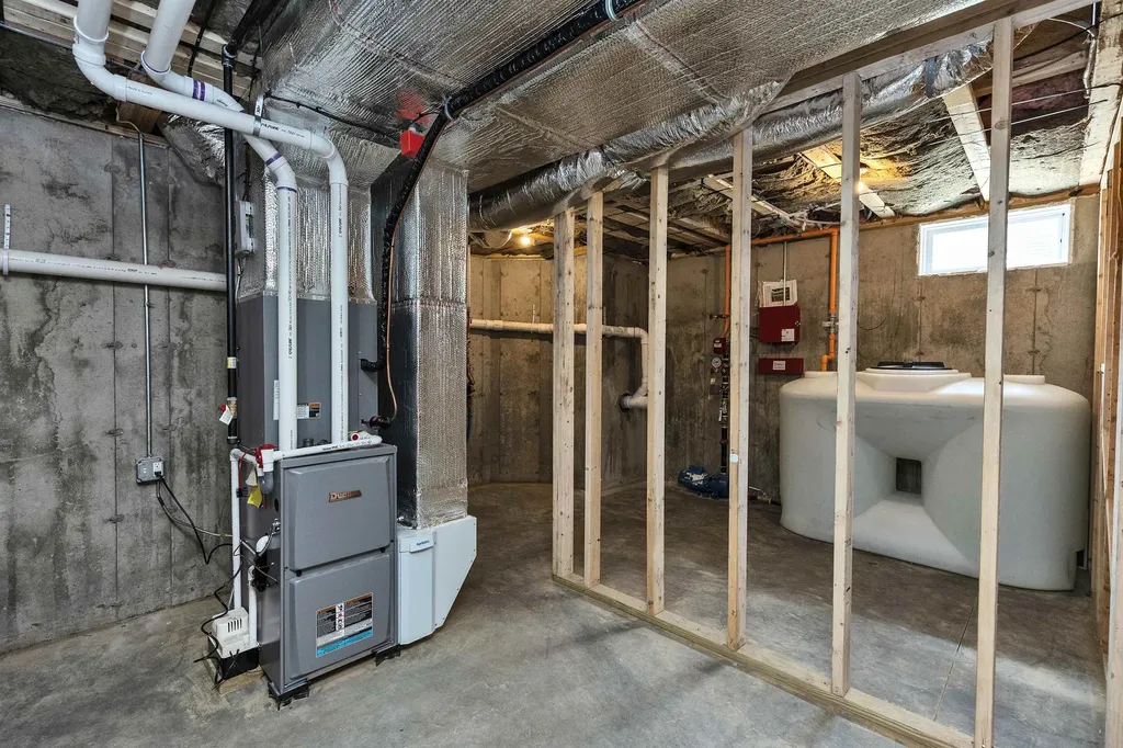 27 Island Street Wilton NH 03086