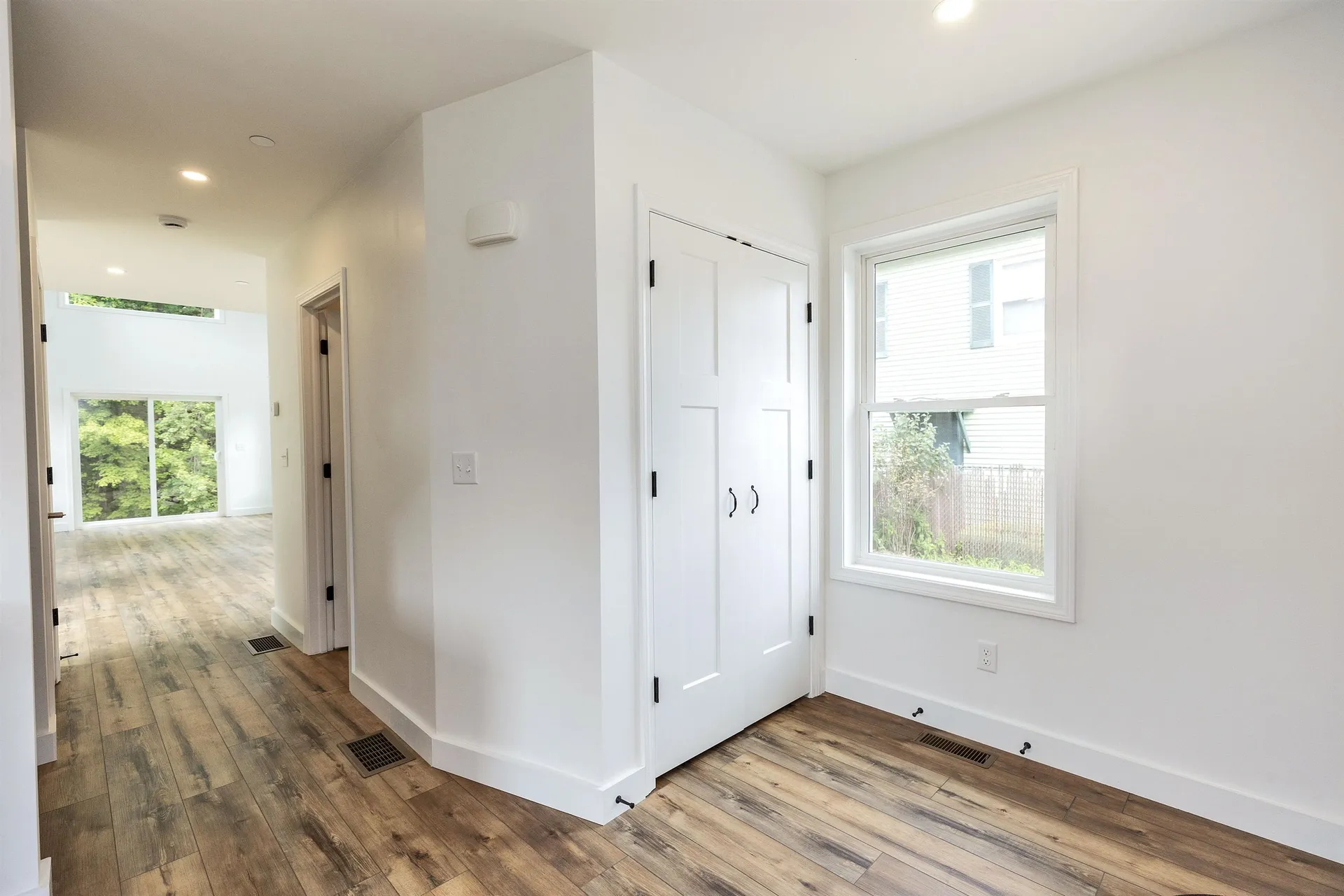 27 Island Street Wilton NH 03086