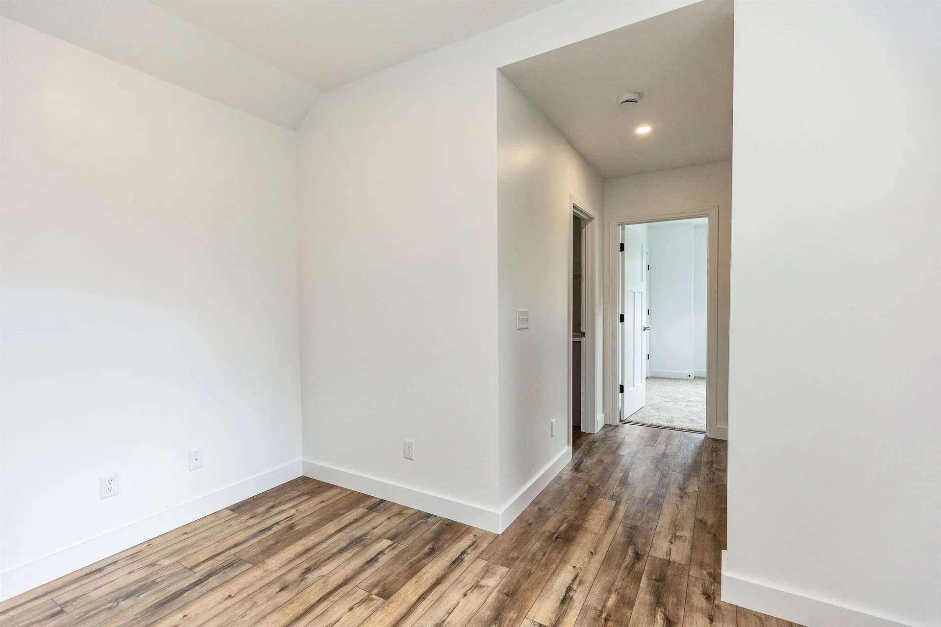 27 Island Street Wilton NH 03086