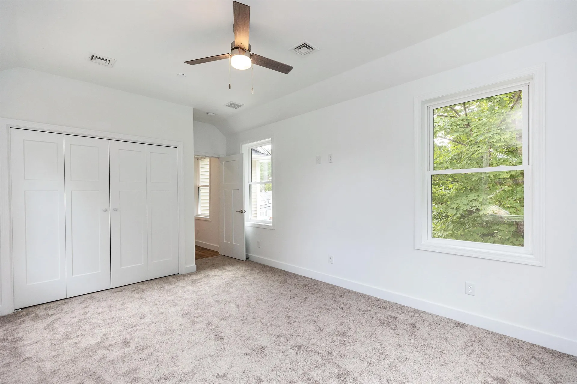 27 Island Street Wilton NH 03086