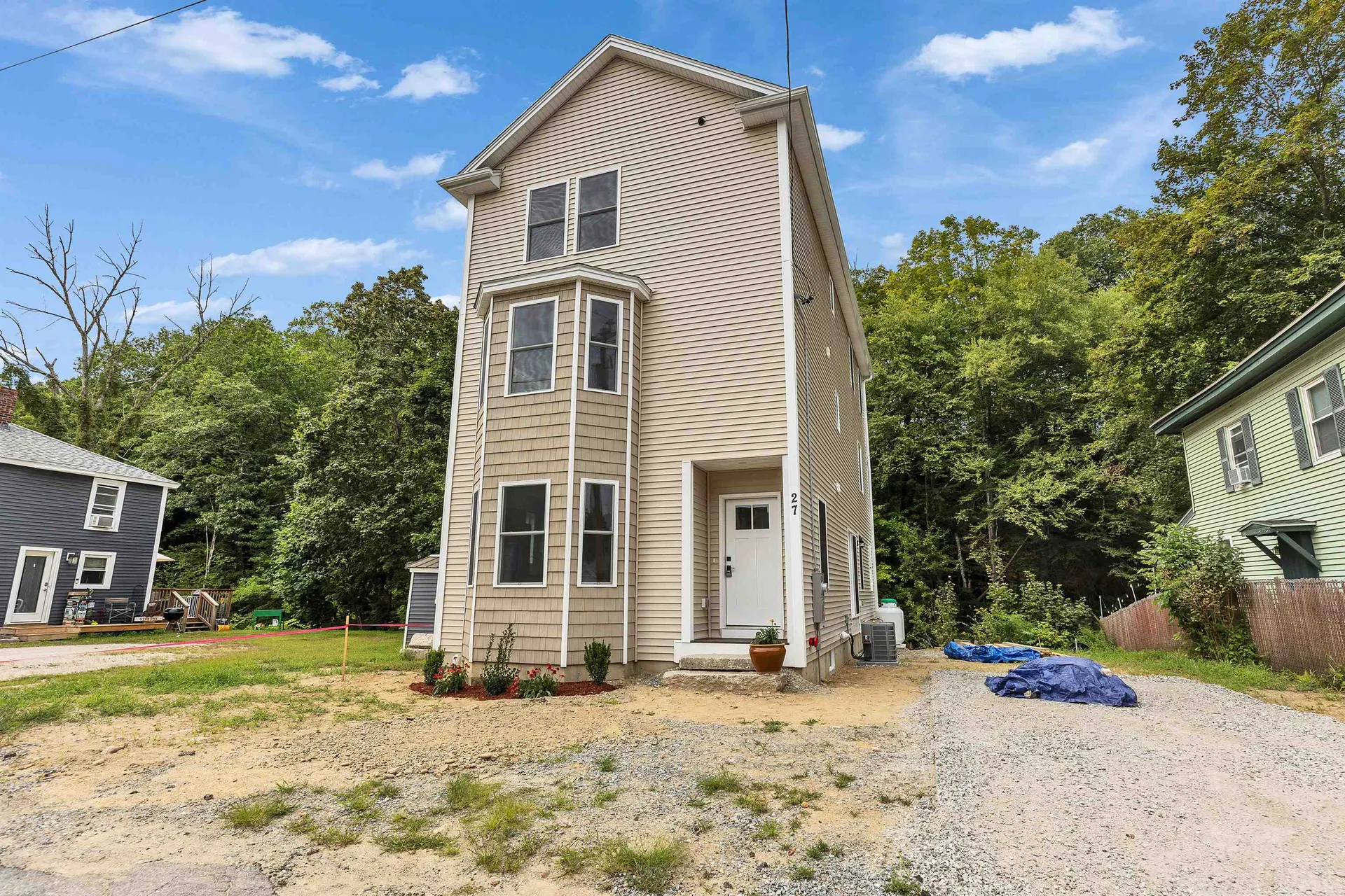 27 Island Street Wilton NH 03086