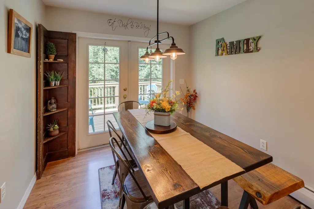 13 Ryder Road Campton NH 03223