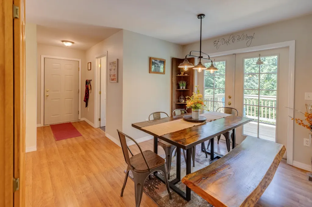 13 Ryder Road Campton NH 03223