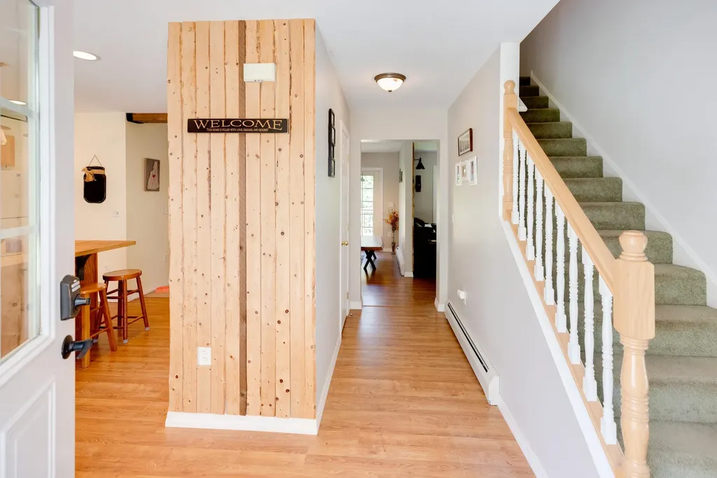 13 Ryder Road Campton NH 03223