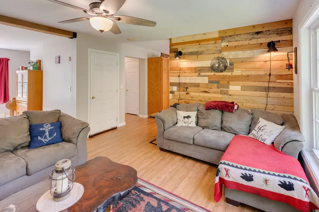 13 Ryder Road Campton NH 03223