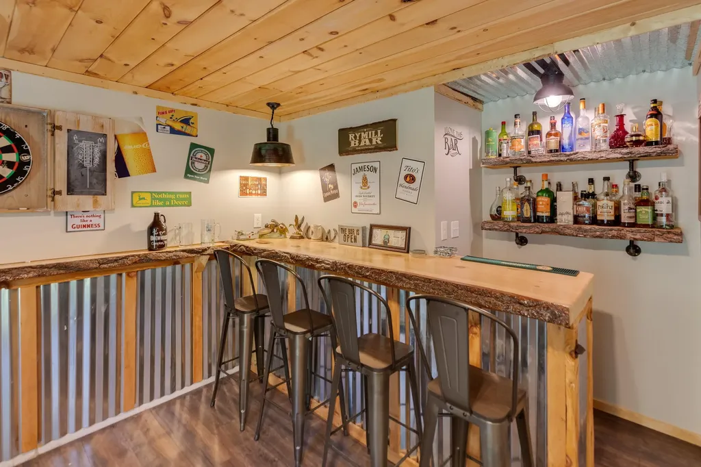 13 Ryder Road Campton NH 03223