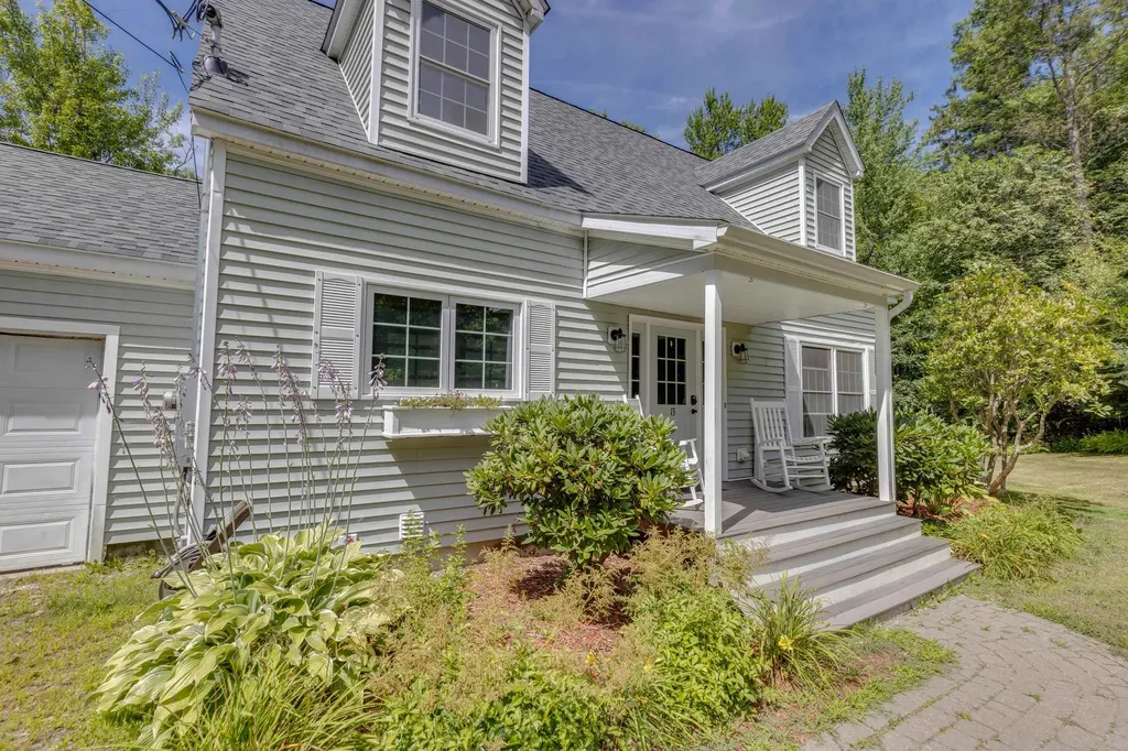 13 Ryder Road Campton NH 03223