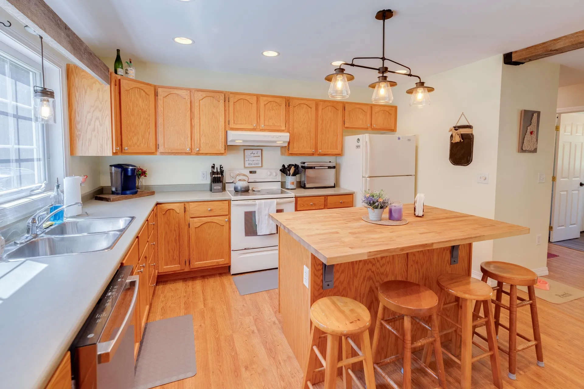 13 Ryder Road Campton NH 03223