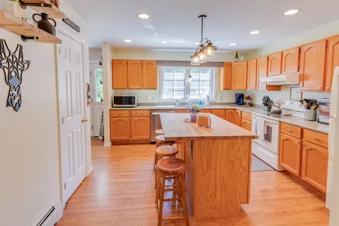 13 Ryder Road Campton NH 03223