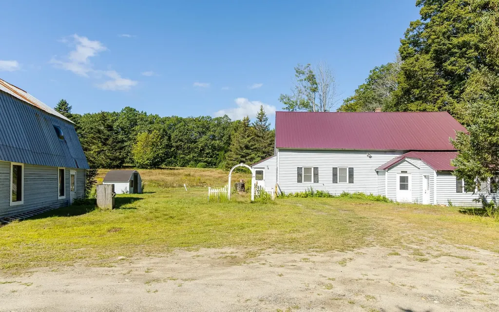 118 Walpole Valley Road Alstead NH 03602