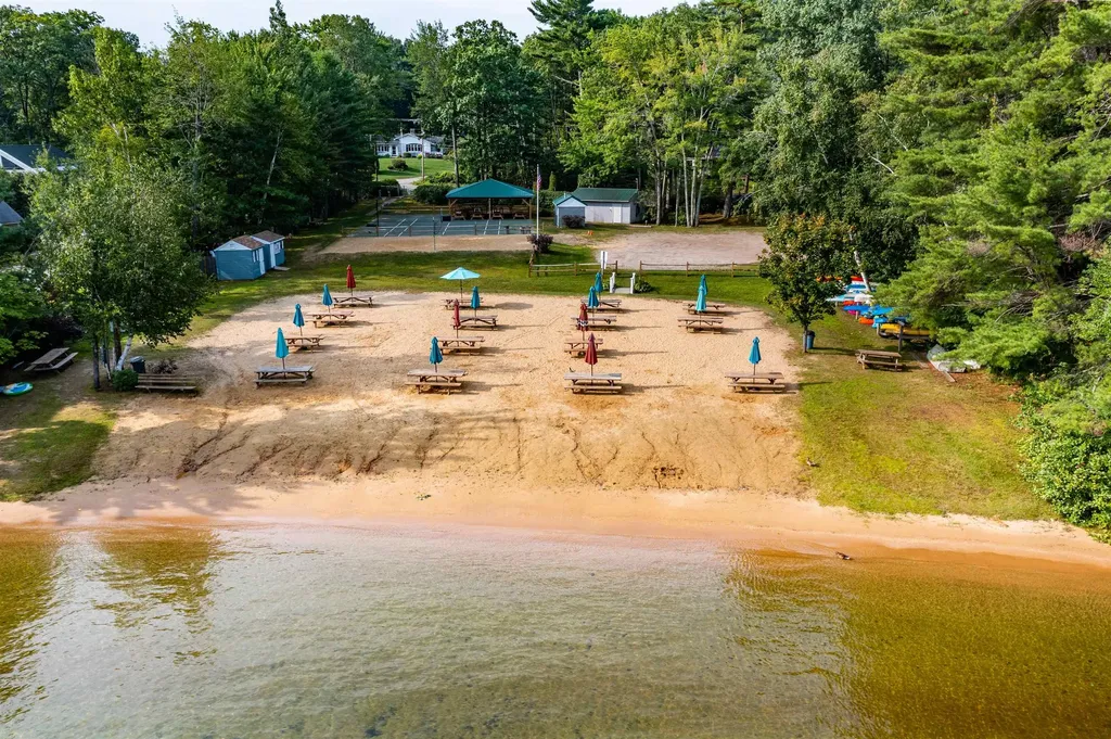 60 Colonial Road Laconia NH 03246