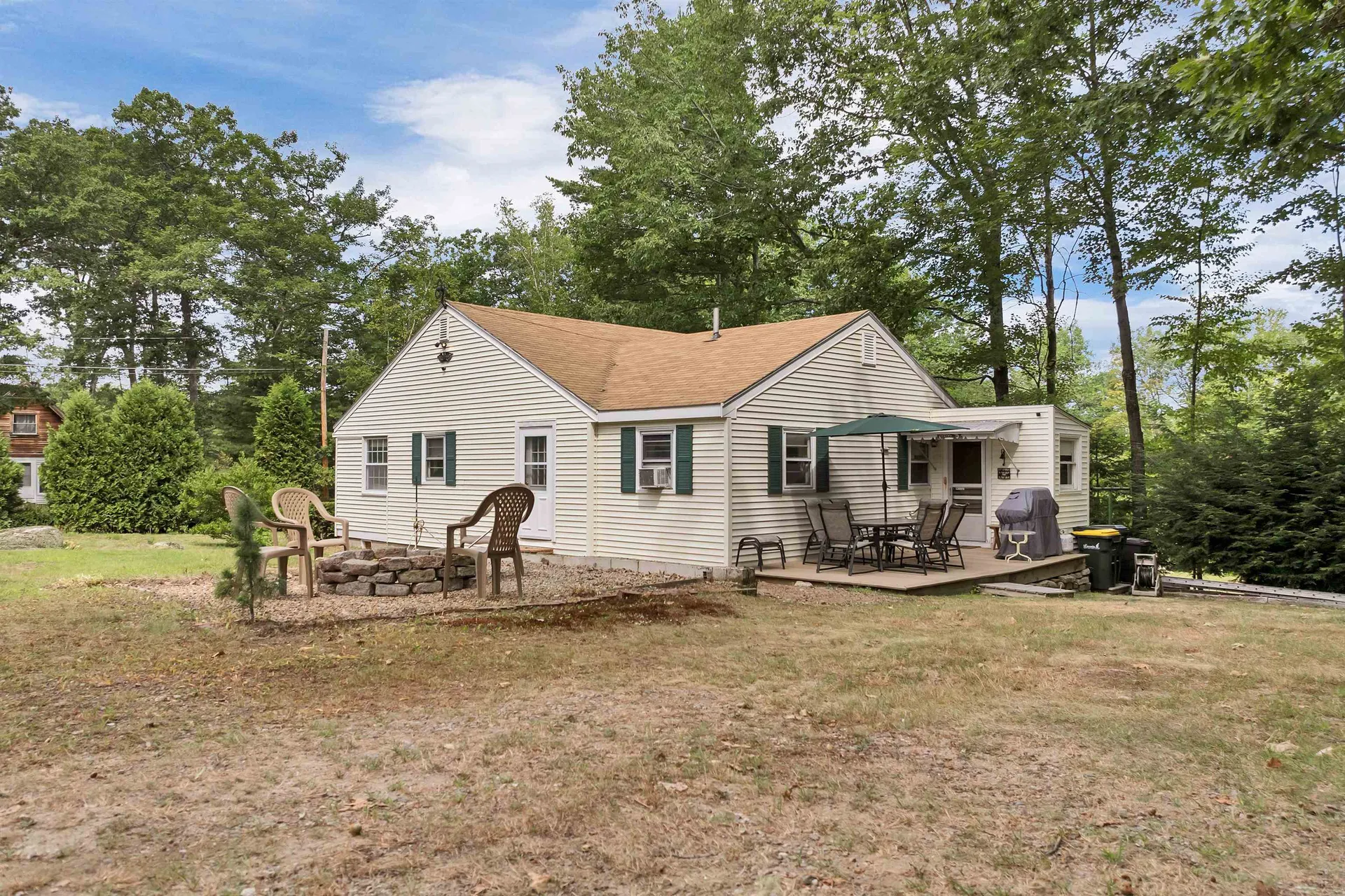 60 Colonial Road Laconia NH 03246