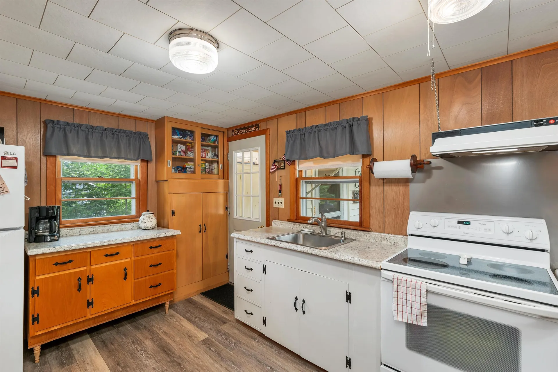 60 Colonial Road Laconia NH 03246