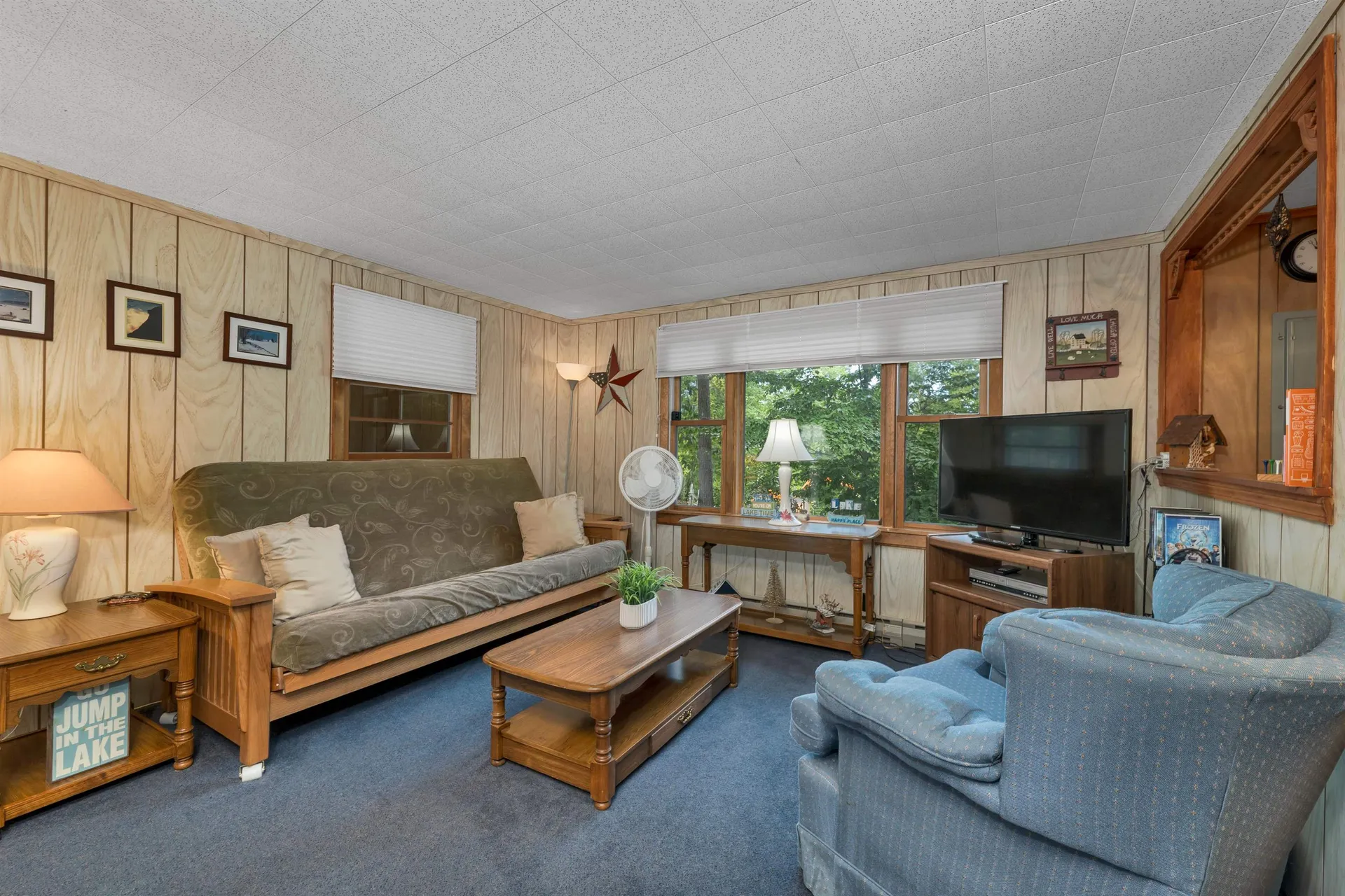 60 Colonial Road Laconia NH 03246