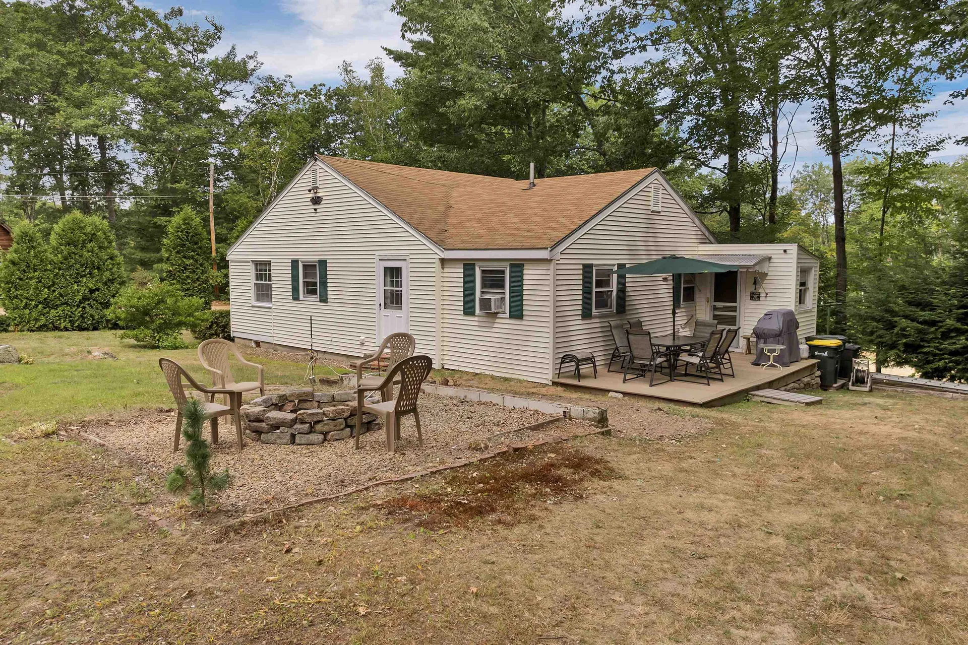 60 Colonial Road Laconia NH 03246