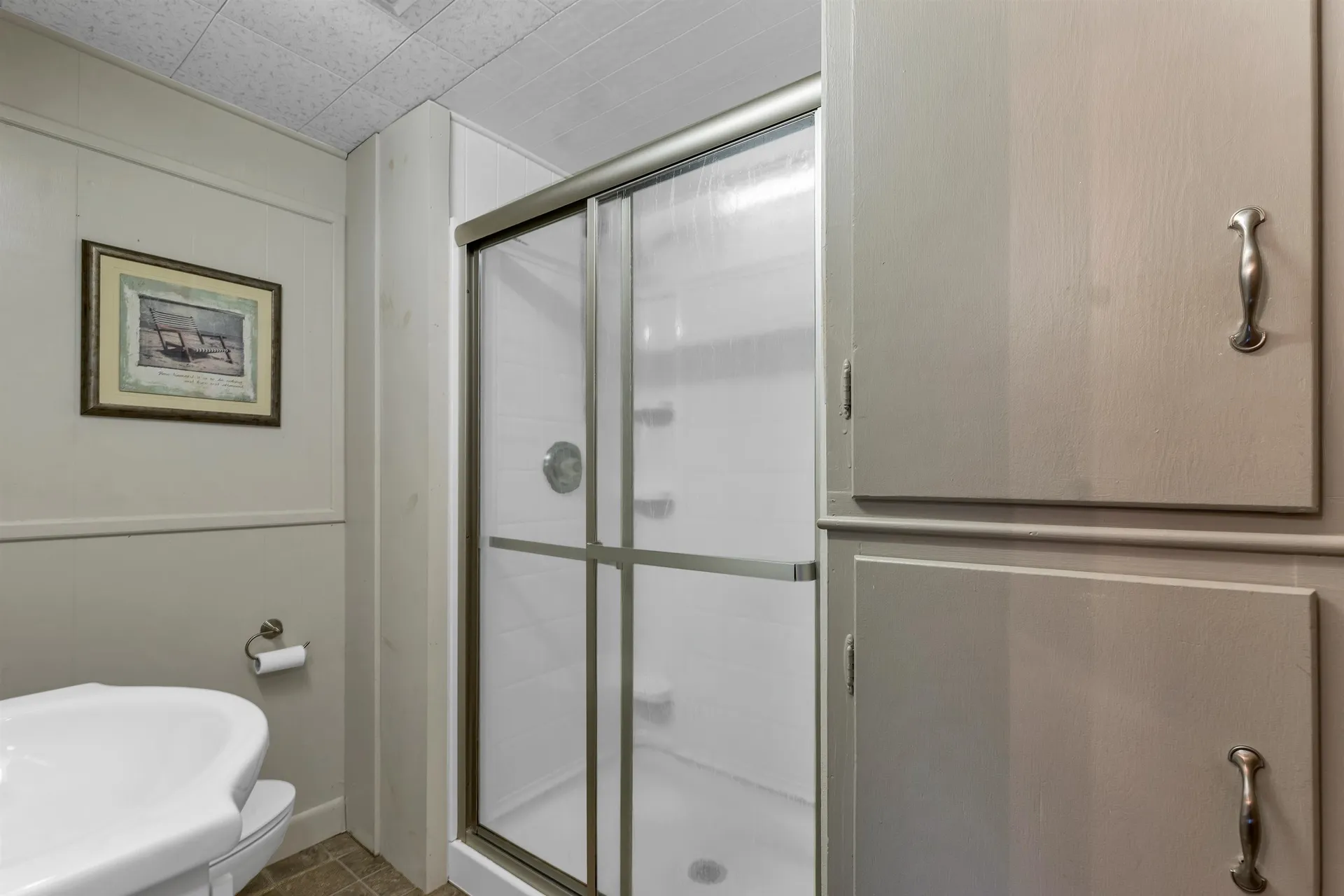 60 Colonial Road Laconia NH 03246