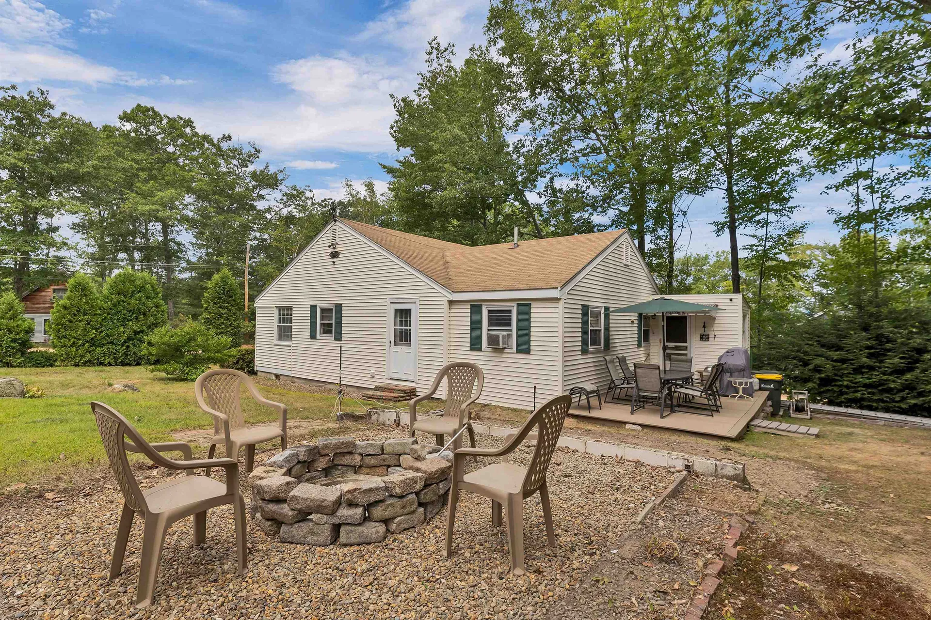 60 Colonial Road Laconia NH 03246