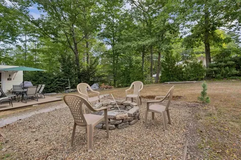 60 Colonial Road Laconia NH 03246