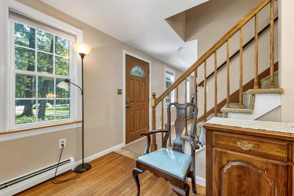 10 Twinbrook Drive Derry NH 03038