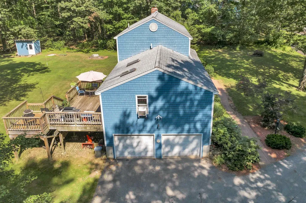 10 Twinbrook Drive Derry NH 03038