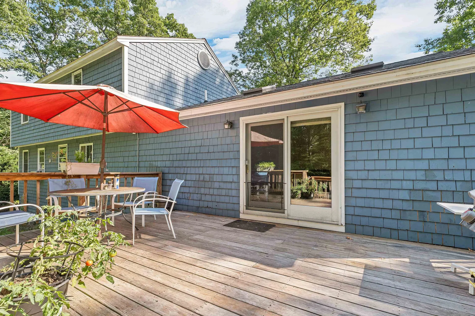 10 Twinbrook Drive Derry NH 03038