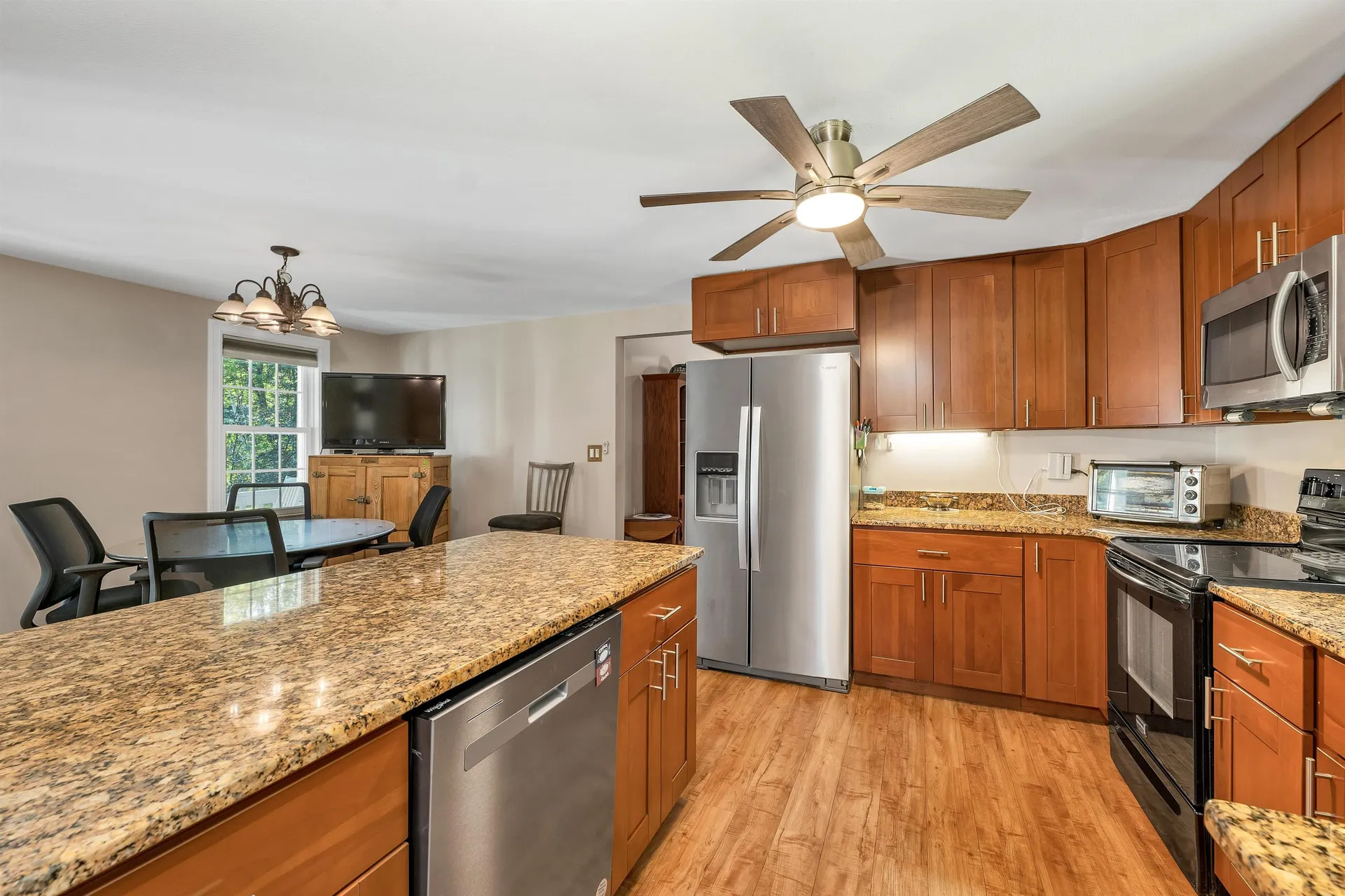 10 Twinbrook Drive Derry NH 03038