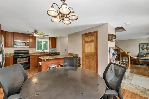 10 Twinbrook Drive Derry NH 03038