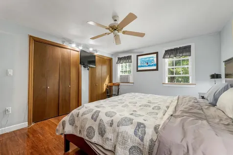 10 Twinbrook Drive Derry NH 03038