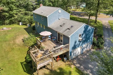 10 Twinbrook Drive Derry NH 03038