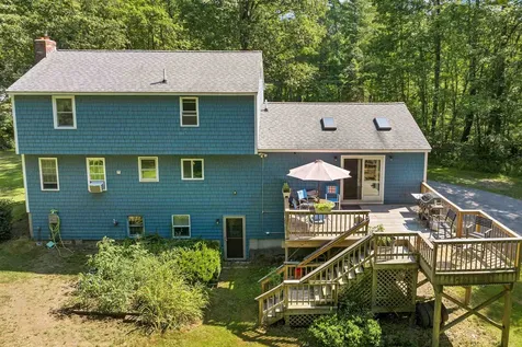 10 Twinbrook Drive Derry NH 03038