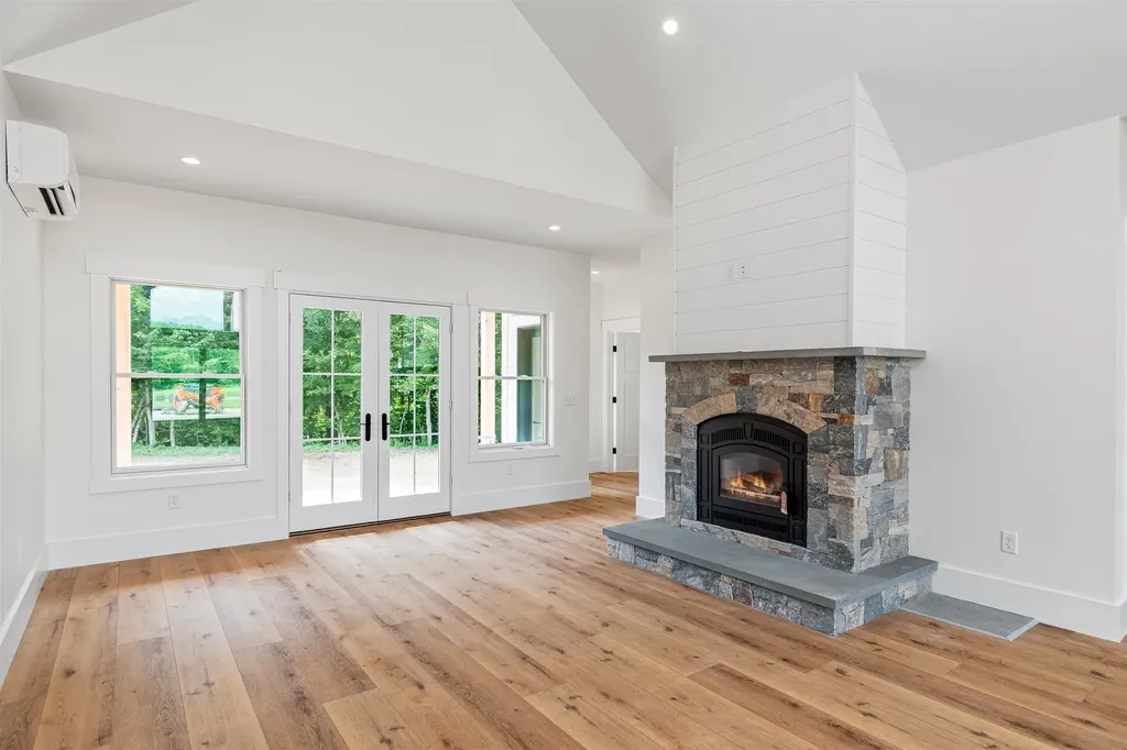 110 Hay Meadow Lane Jericho VT 05465