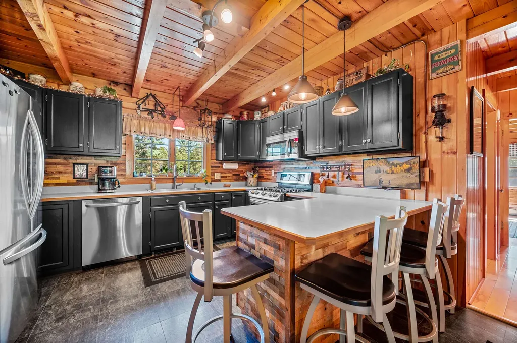 75 Bluebird Road Williamstown VT 05679