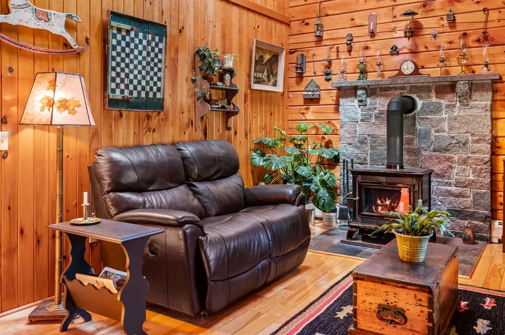 75 Bluebird Road Williamstown VT 05679