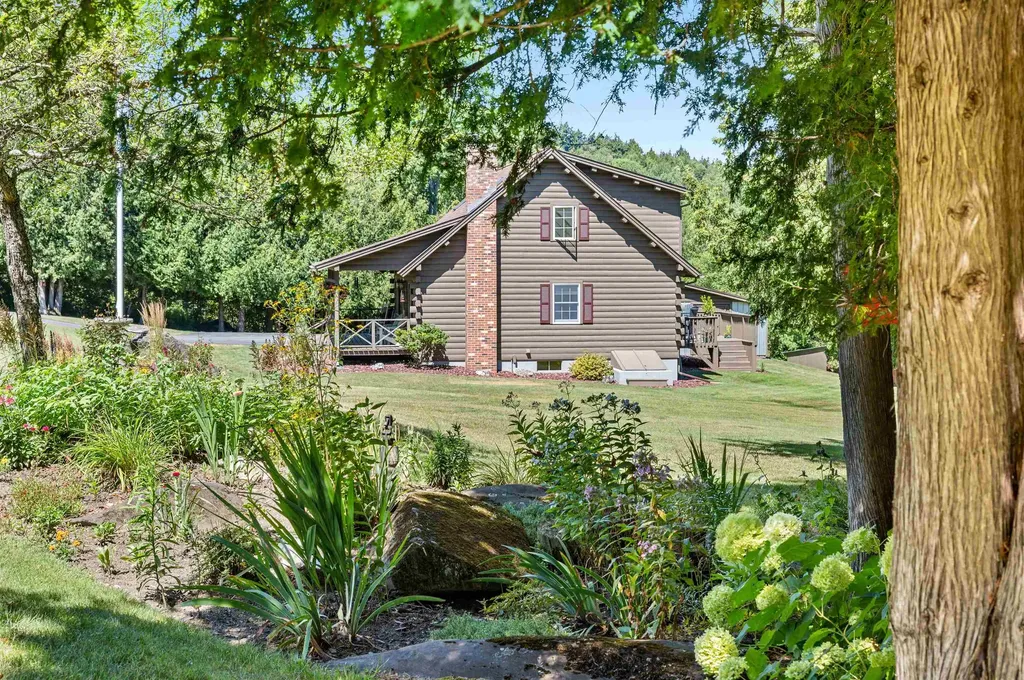 75 Bluebird Road Williamstown VT 05679