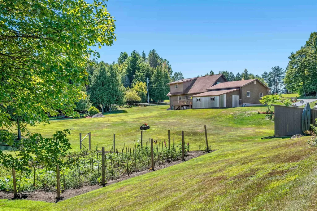 75 Bluebird Road Williamstown VT 05679