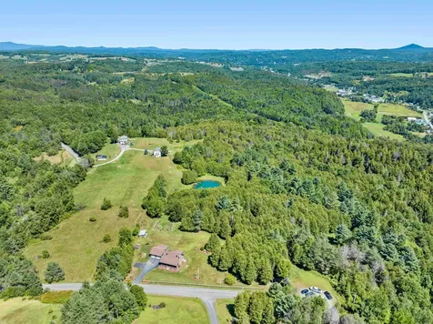 75 Bluebird Road Williamstown VT 05679