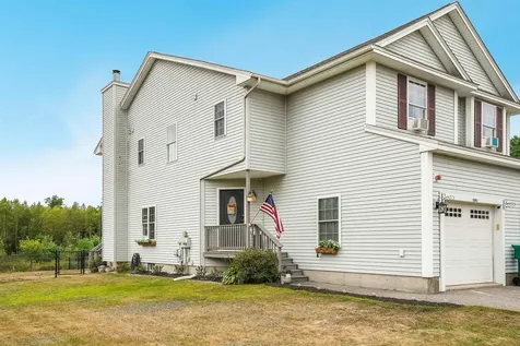 104 Trinity Circle Rochester NH 03839