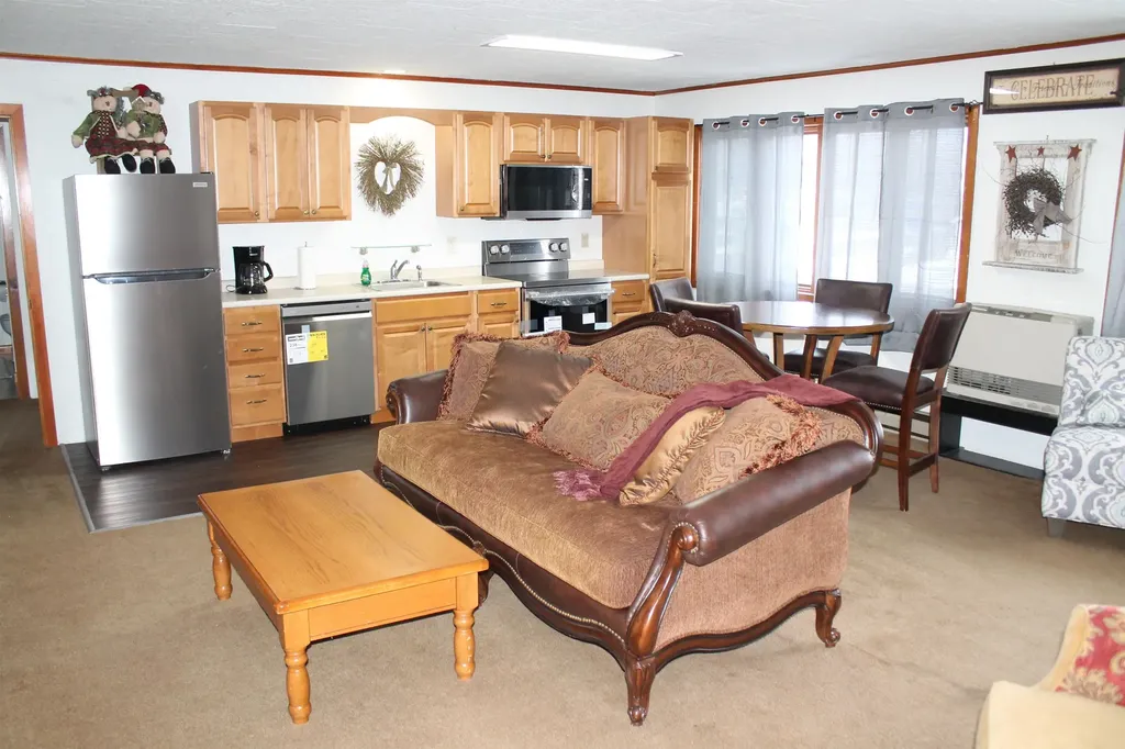 78 Main Street Lincoln NH 03251