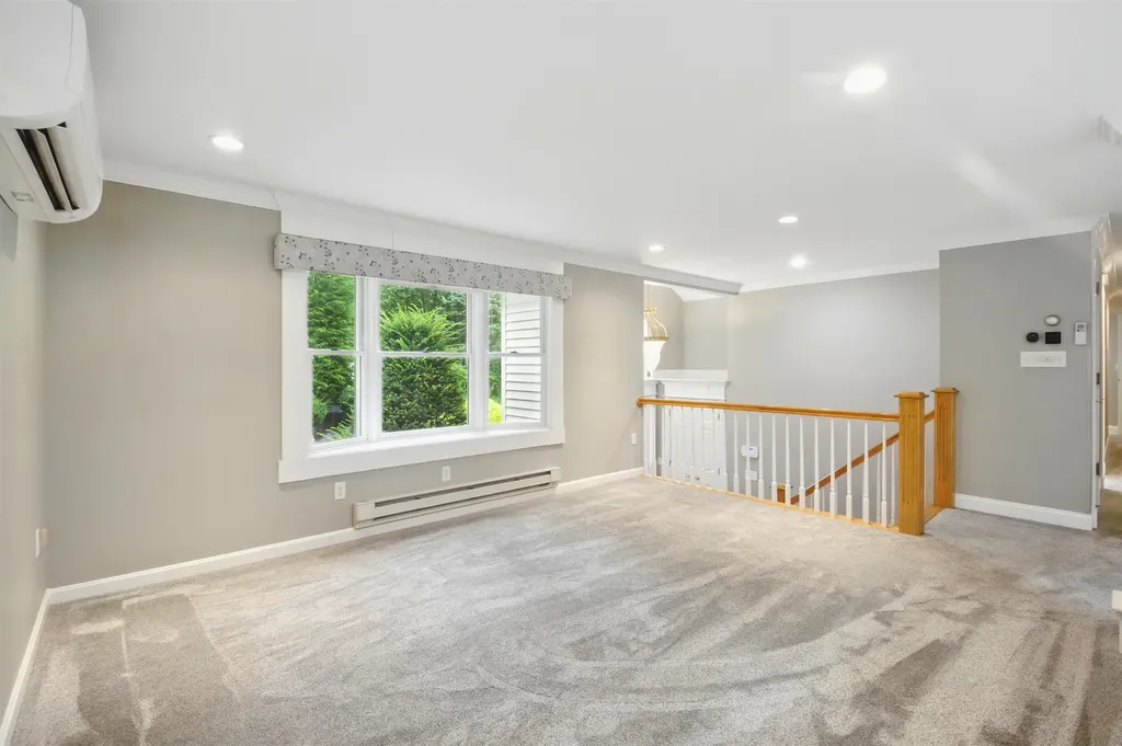 97 Shannon Road Salem NH 03079