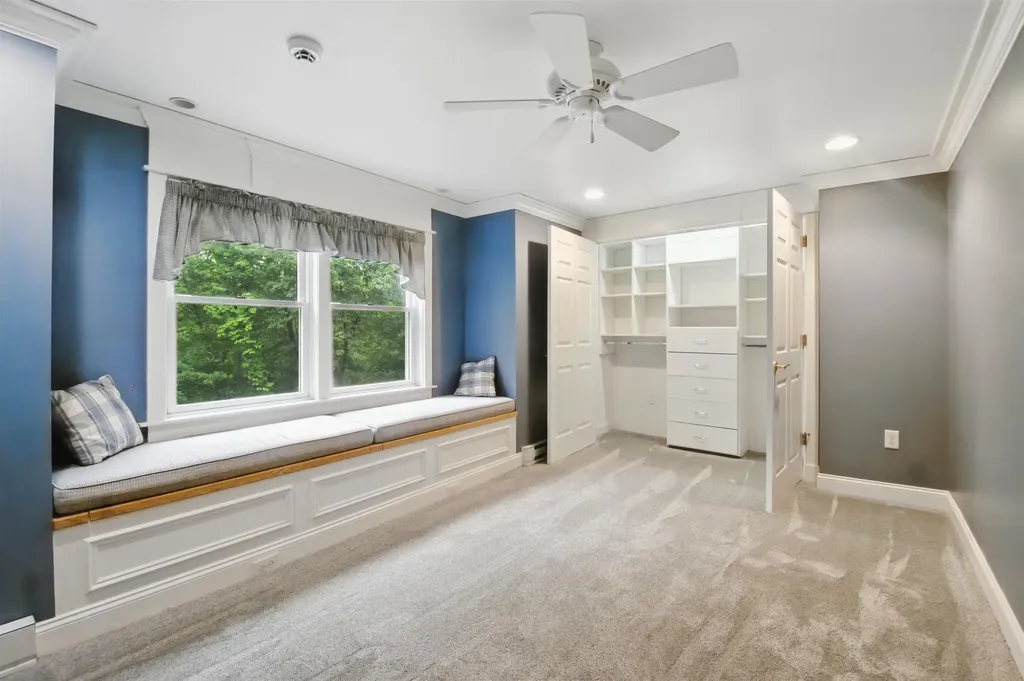 97 Shannon Road Salem NH 03079