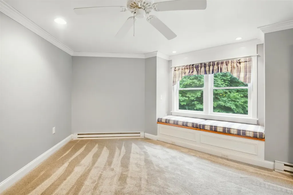 97 Shannon Road Salem NH 03079